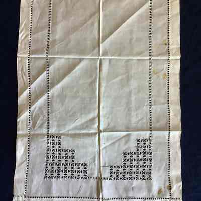 Rectangle hemmed decorative textile