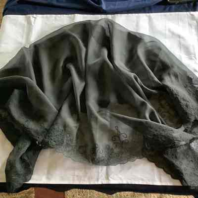Mourning Shawl