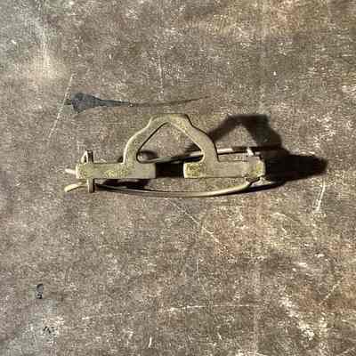 Gold pin