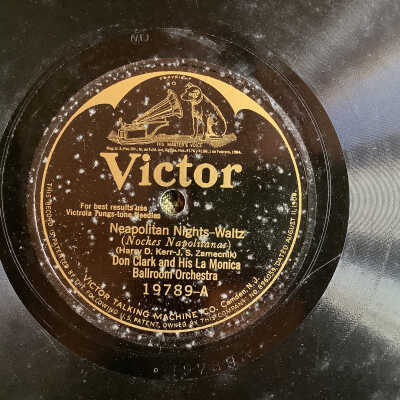 Victrola record Neapolitan Nights - Don Clark / Close Your Eyes - Max Dolin