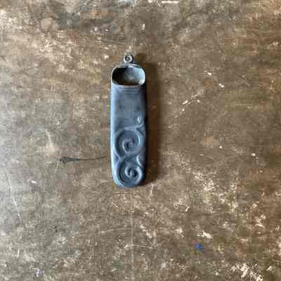 Metal holder