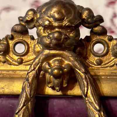 Gargoyle head detail