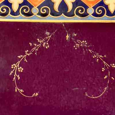Filigree detail