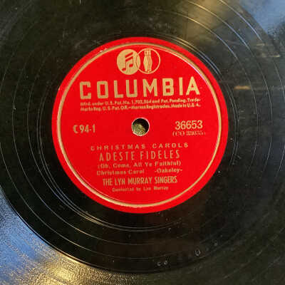 Columbia record Christmas Carols set - Adeste Fideles / The First Nowell - Lyn Murray Singers