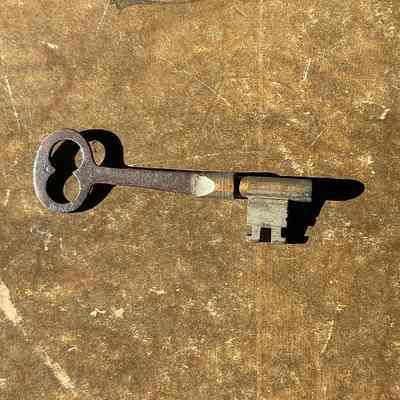 Metal Key
