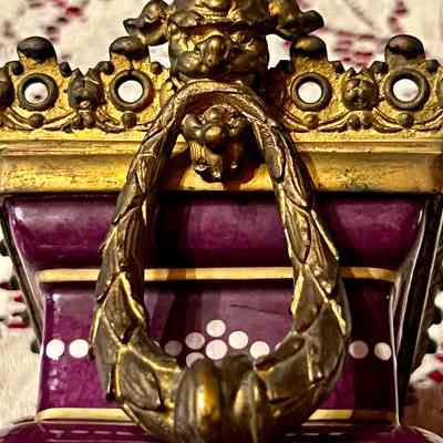 Gargoyle head handle