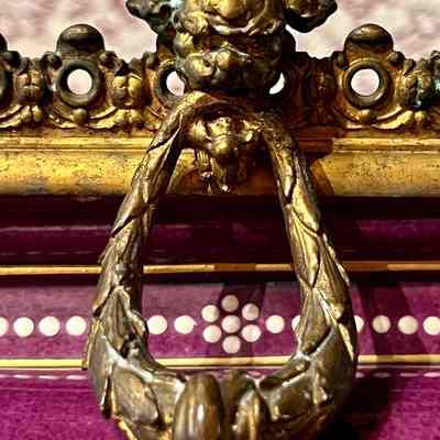 Gargoyle head handle