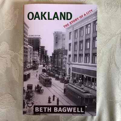 Oakland The Story Of a City