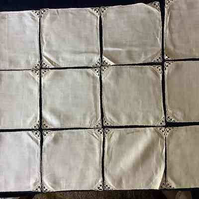 12 small cotton and crochet napkins