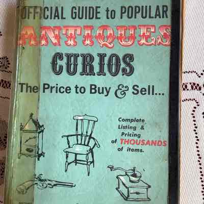 Official Guide to Popular Antiques Curios
