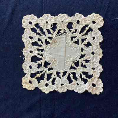 Appliqué and cotton doily