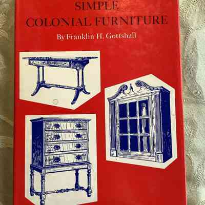 Simple Colonial Furniture