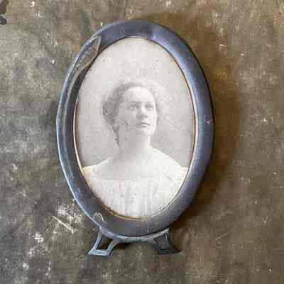 Photograph of Unknown Woman