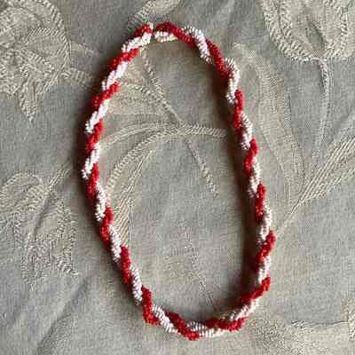 Bayadere necklace- red and white beads