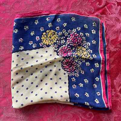 Polka Dot Patterned Scarf