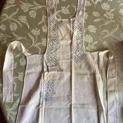 Small linen apron