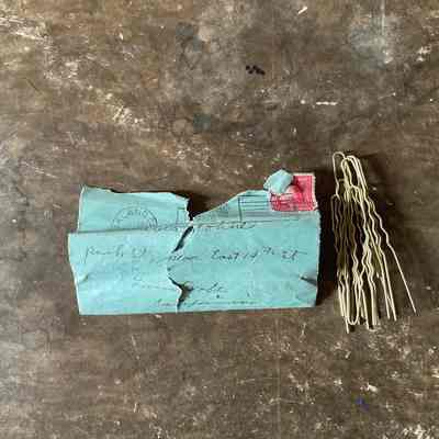 Envelope of Hair Pins