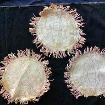 3 embroidered doilys