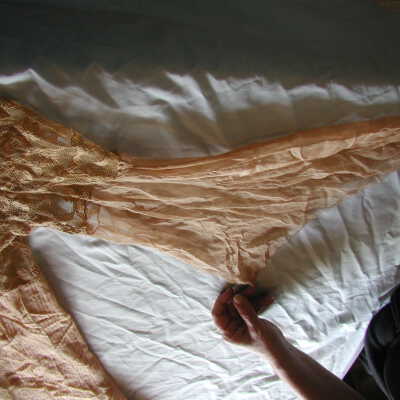 Dress lace sleeve detail