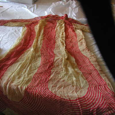 dress red stripes