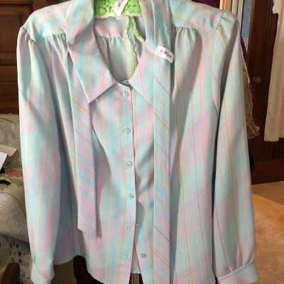 Blouse 100%poly. Diagonal pink red purple stripes 