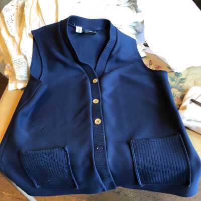 Vest. Blue poly 5 buttons ‘gold’