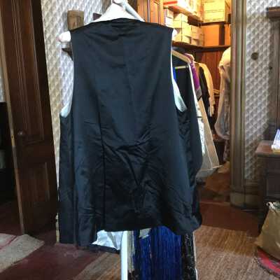vest