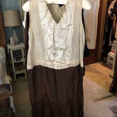 Dress brown silk has matching jacket 2017.193.2