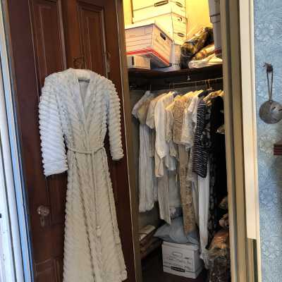 Emelitas closet nov 2018