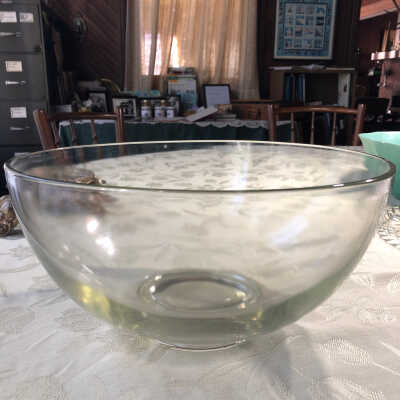 Punch bowl