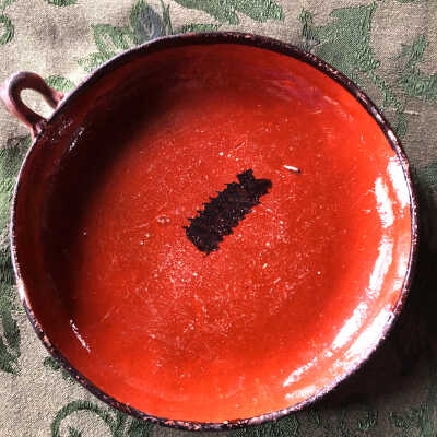Serving dish w/ small handle