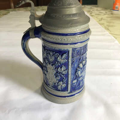 Stein- Blue Sculpted with Metal Top
