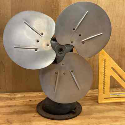 General Electric oscillating electric fan