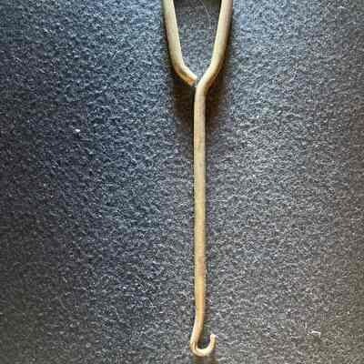 Lace Puling Hook