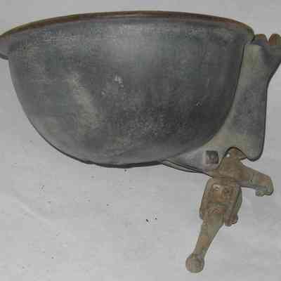 Jamesway dairy cow water bowl