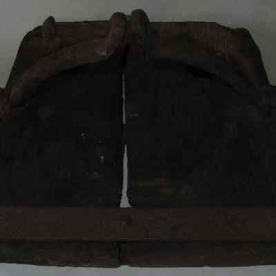 Black Dirt Horse Shoe - front