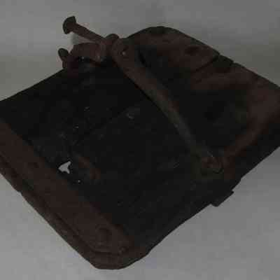 Black Dirt Horse Shoe