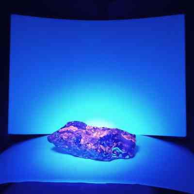 Fluorescent rock
