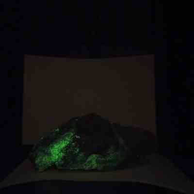 Fluorescent rock