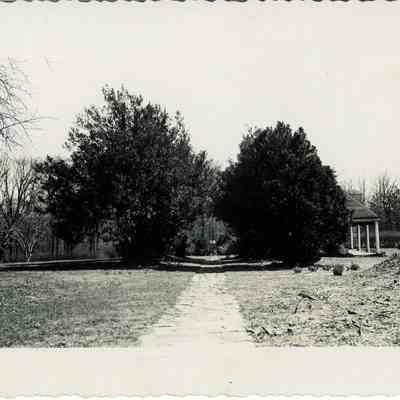 Red Hill Mansion Ruins & Stone Path