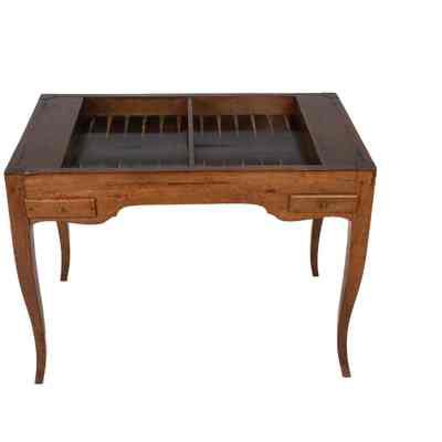 Backgammon Table