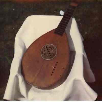 English Guitar