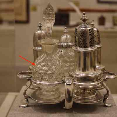 Cruet