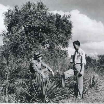 Thomas S. Buie & Lyn Shelton on Mansion Ruins