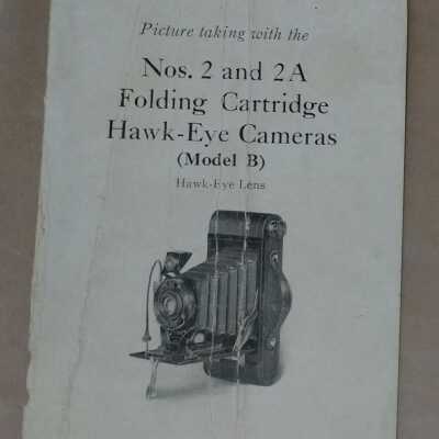 Picture taking with the Nos. 2 and 2A Folding Cartridge Hawk-Eye Cameras (Model B)