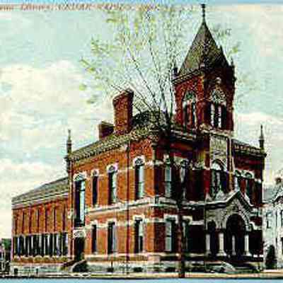 Postcard: Iowa Masonic Library, Cedar Rapids, Iowa. From a collection of photos of Masonic Temples, collector unknown
