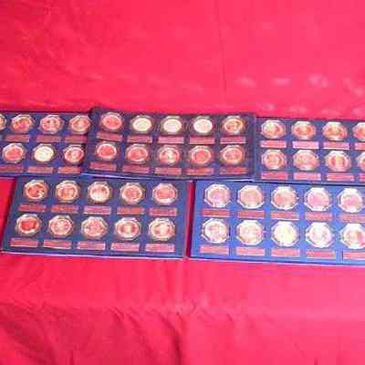 Coin: Set of 50 commemorative coins commemorating the lives of famous men who were Masons. Sterling silver, individual plastic cases