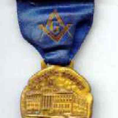 Pin, Fraternal: Commemorating the 104th Annual Communication of the Grand Lodge of Hio, dated October 20-23, 1913.