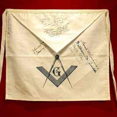Apron - Annual Communication the Grand Lodge of Ohio, Cleveland, Ohio, October 20-21, 1952, William R. Pringle, Grand Master. 13" x 14 1/4"