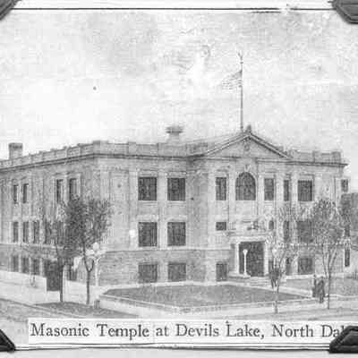 Photo: Masonic Temple, Devils Lake, North Dakota